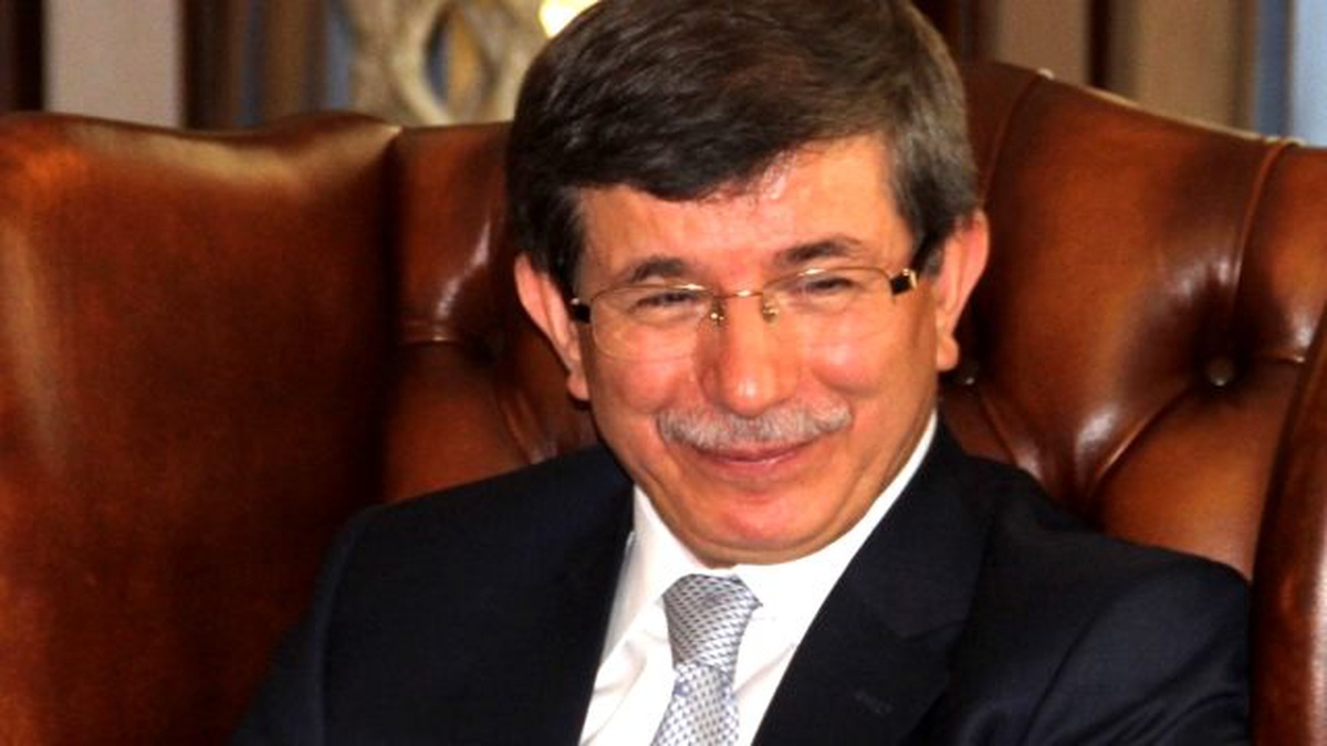 Dışişleri Bakanı Ahmet Davutoğlu Van\'da