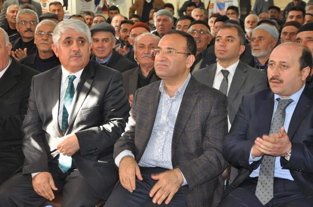 Bakan Bozdağ: "Terörü Cesur, Yiğit ve Samimi Liderler Çözer, Ancak Tayyip Erdoğan Çözer"
