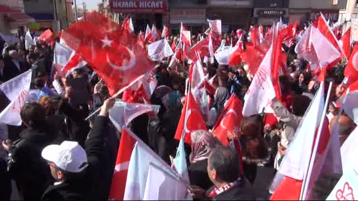 CHP Ankara Büyükşehir Belediye Başkan Adayı Mansur Yavaş, Şereflikoçhisar\'da Düzenlenen Mitinge...