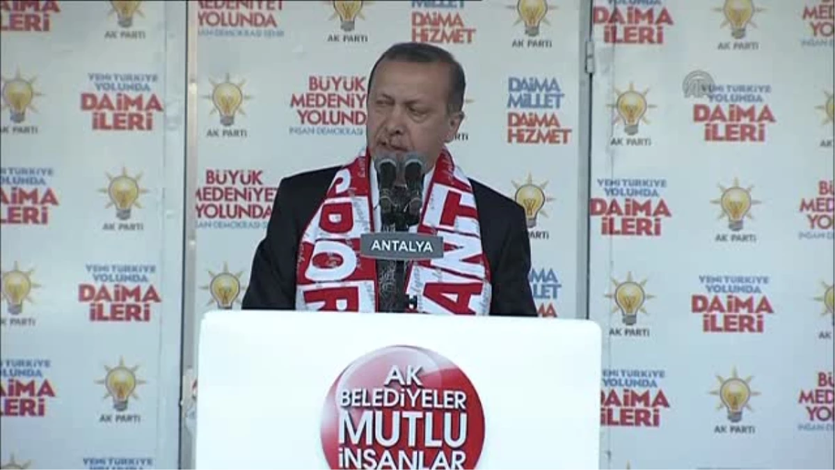 Erdoğan: "Bunlar casusluk suçundan yargılanacaklar" -
