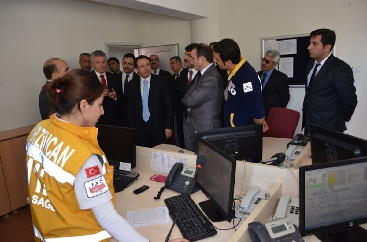 Erzincan\'a 5 Adet Tam Donanımlı Ambulans