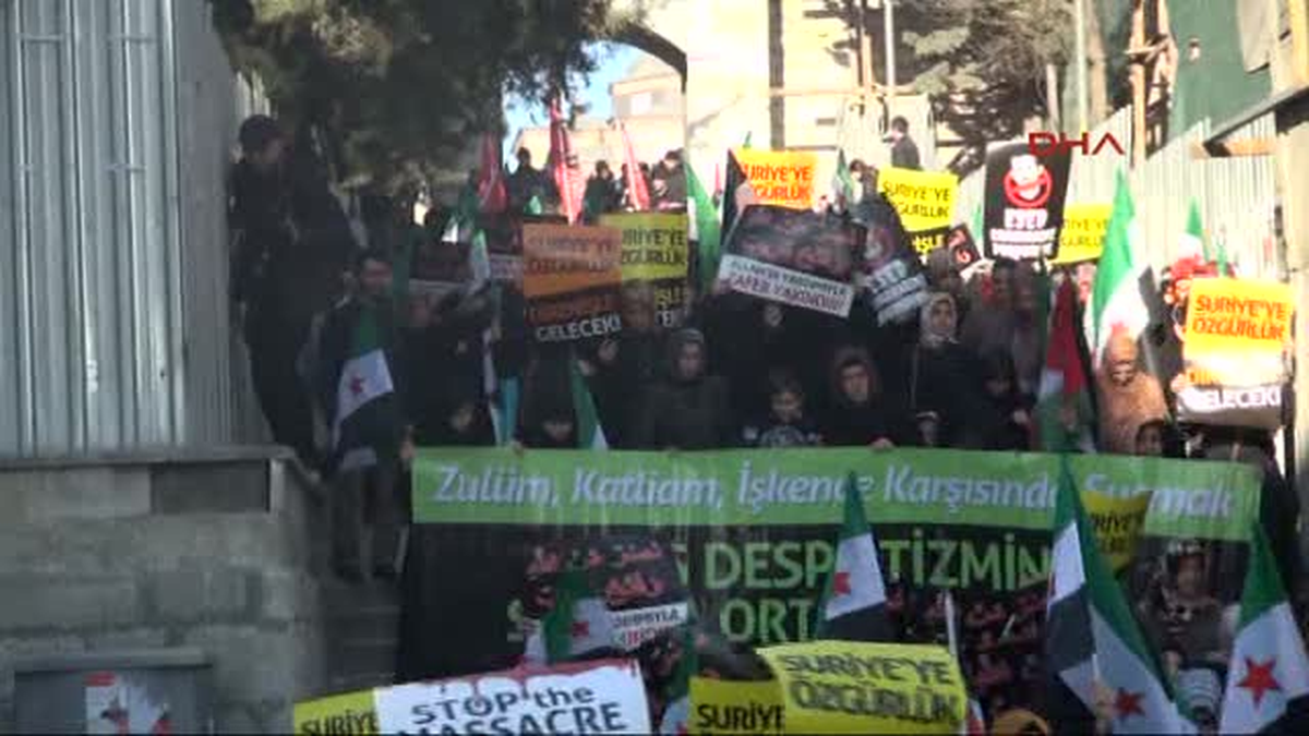 Fatih\'te Suriye İçin Yürüdüler