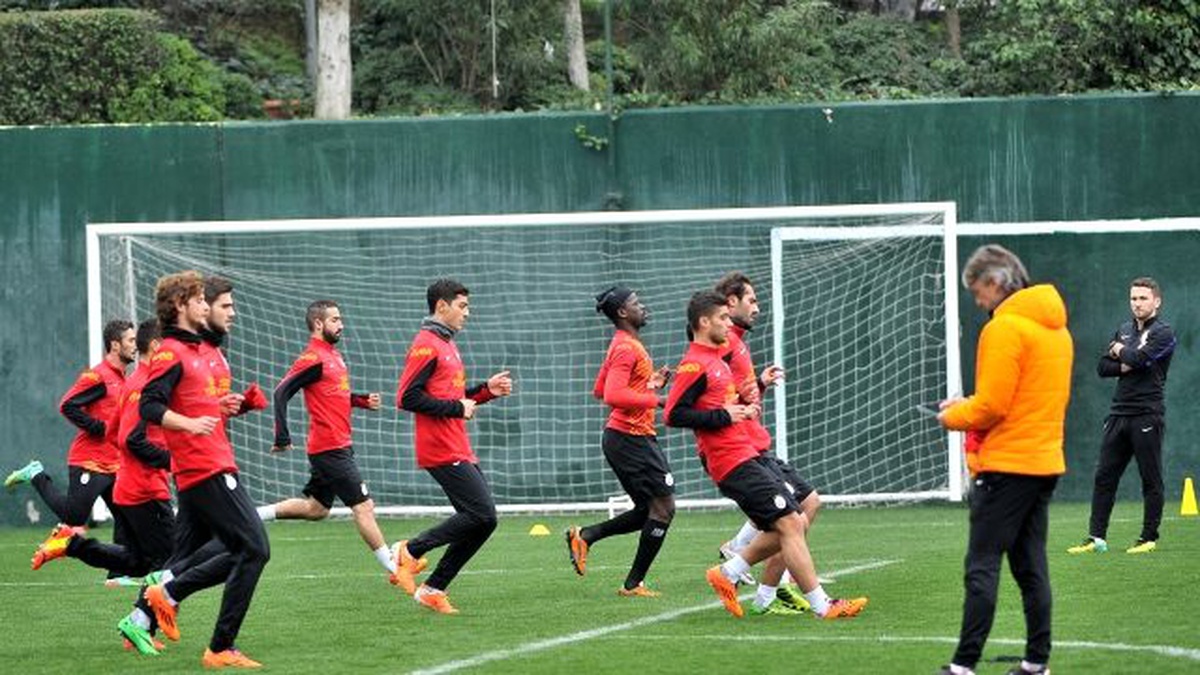 Galatasaray\'da Chelsea Hazırlıkları Başladı