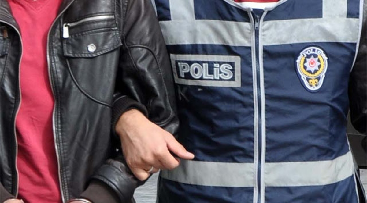 Havaalanında Havaya Ateş Açan Kişi Gözaltına Alındı