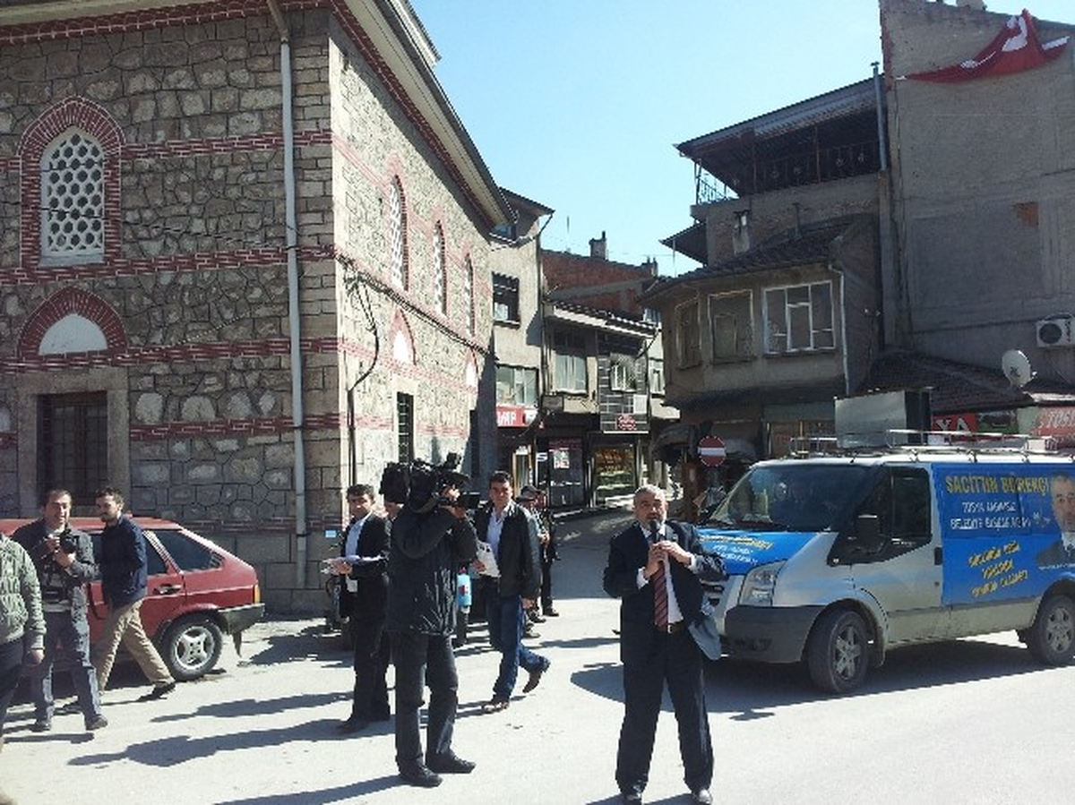 Kanal 7 Televizyonu Bağımsız Aday Börekçi İçin Tosya\'ya Geldi