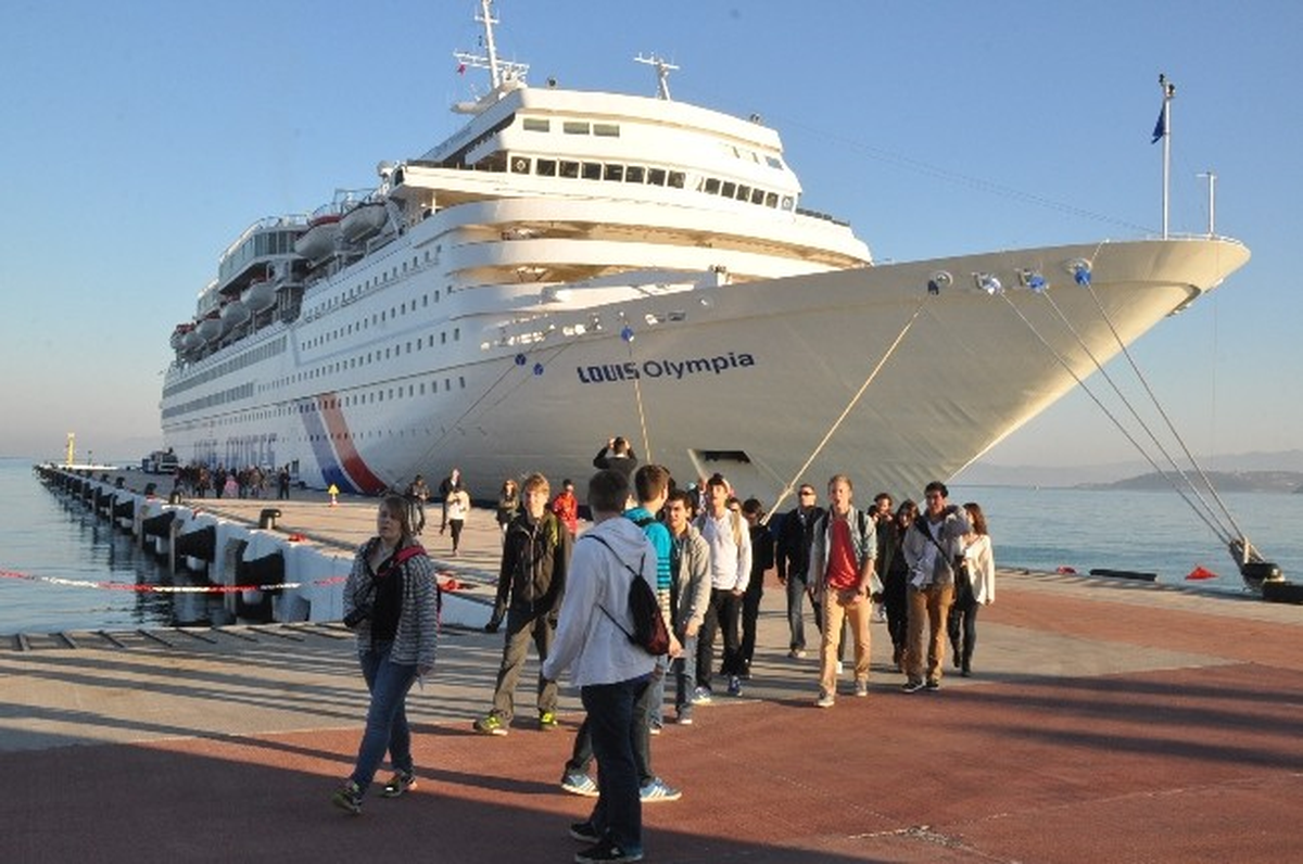 Louıs Olympıa Kuşadası\'na İlk Seferini Gerçekleştirdi