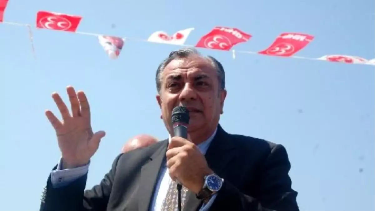 Tuğrul Türkeş, Burak Can\'ın Babasını Ziyaret Etti