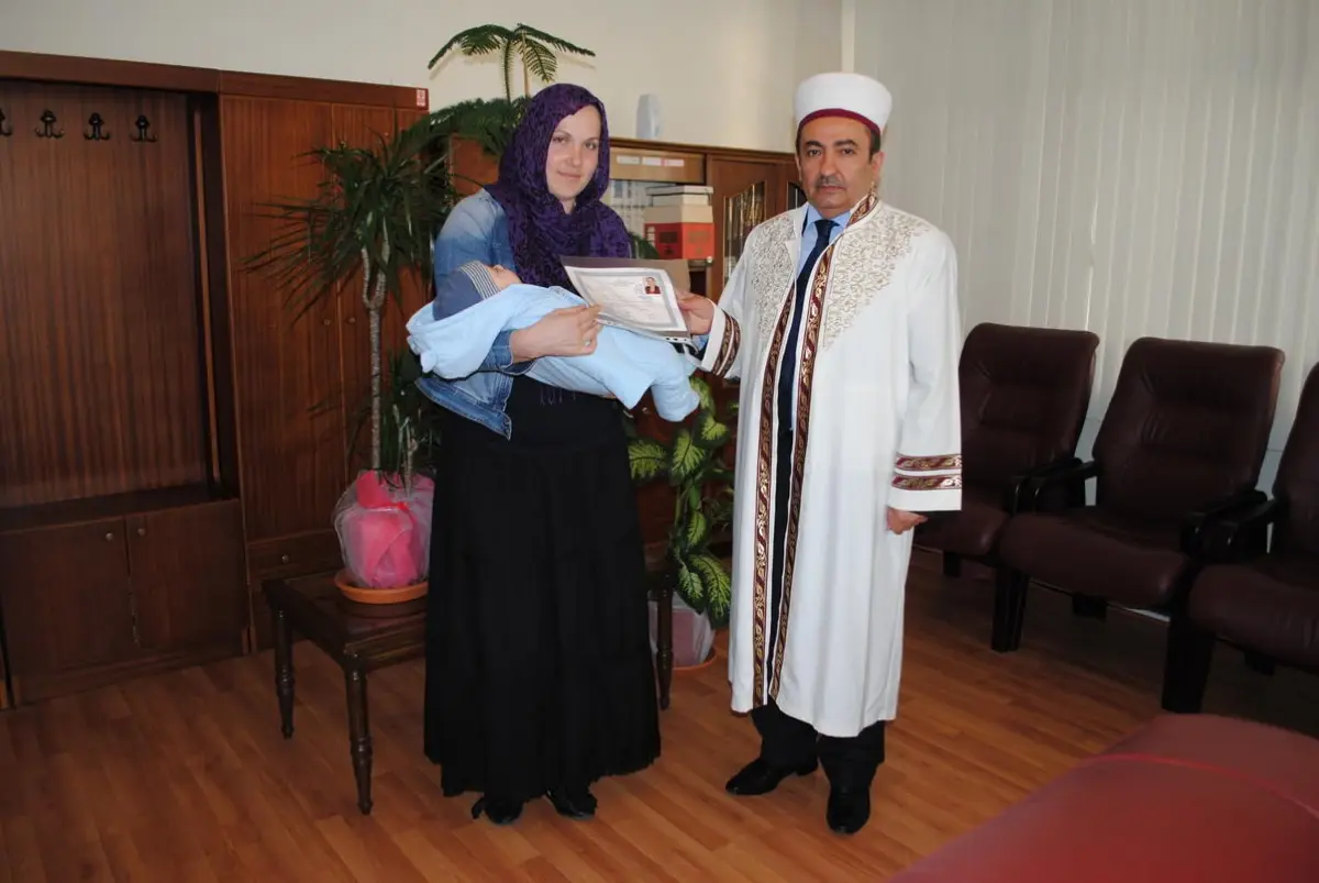 Moldovalı Irina Müslüman Oldu