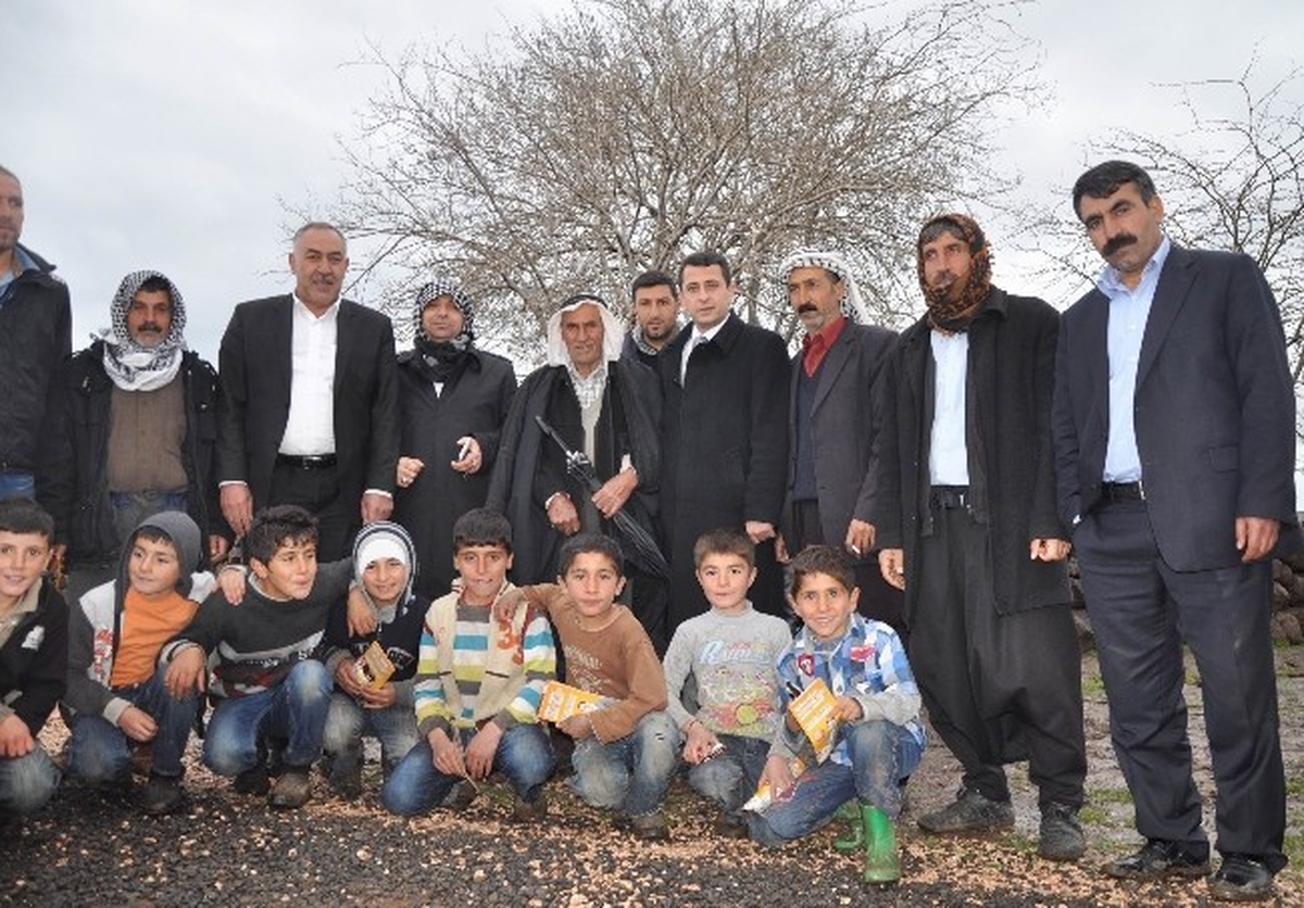 Parlak, Bir Günde 10 Köyü Gezdi
