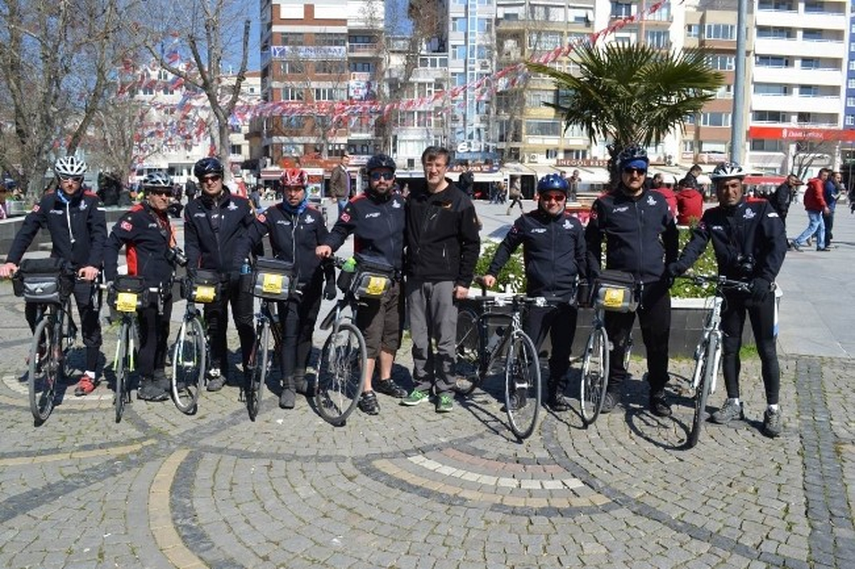 Şehitler İçin Pedal Çeviriyorlar