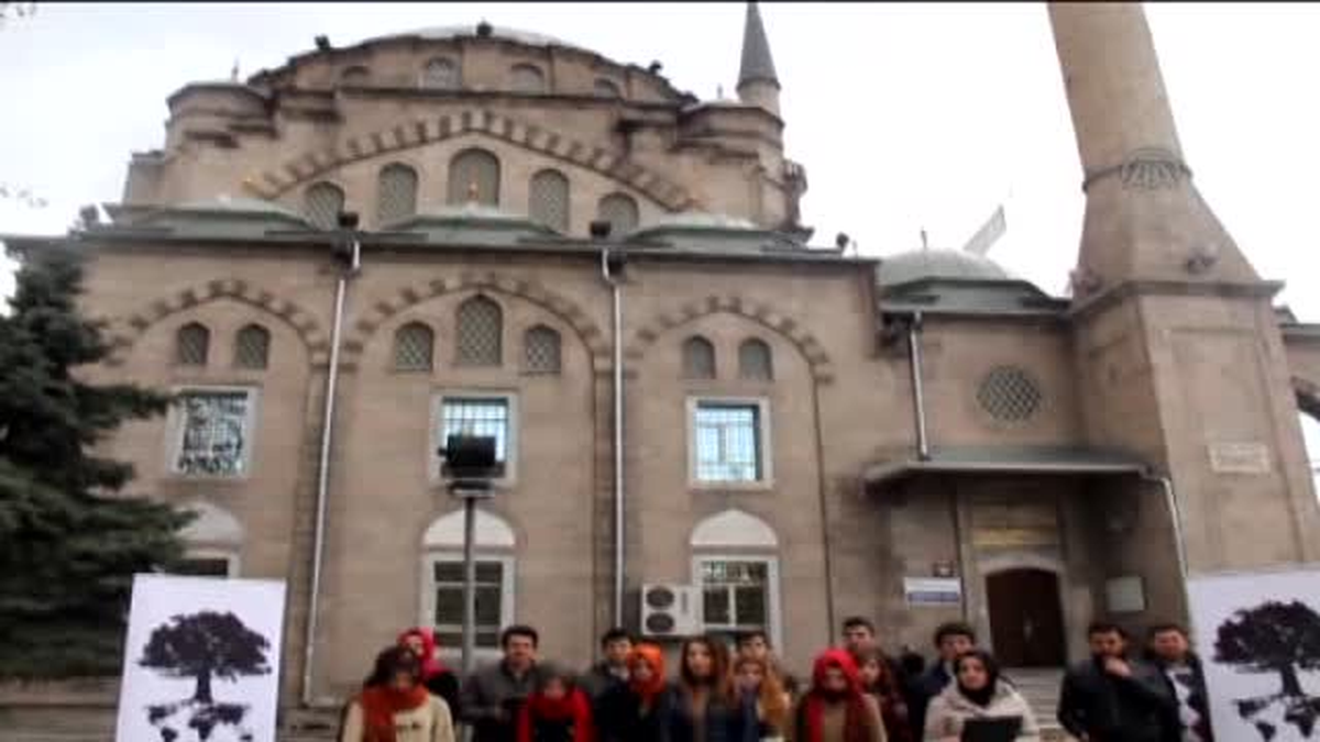 Sokakta oratoryo sürprizi -
