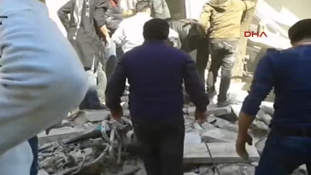 Suriye\'de Çarşıya Füzeli Saldırı: 16 Ölü