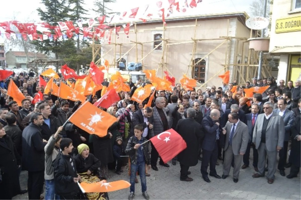 AK Parti Doğanhisar ve Akşehir\'de Çalışmalarını Sürdürüyor