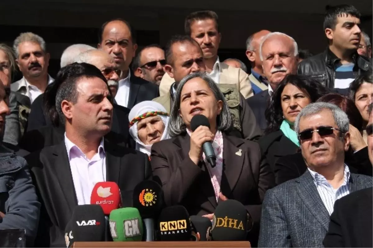 Diyarbakır'da Halepçe Katliamı Protesto Edildi