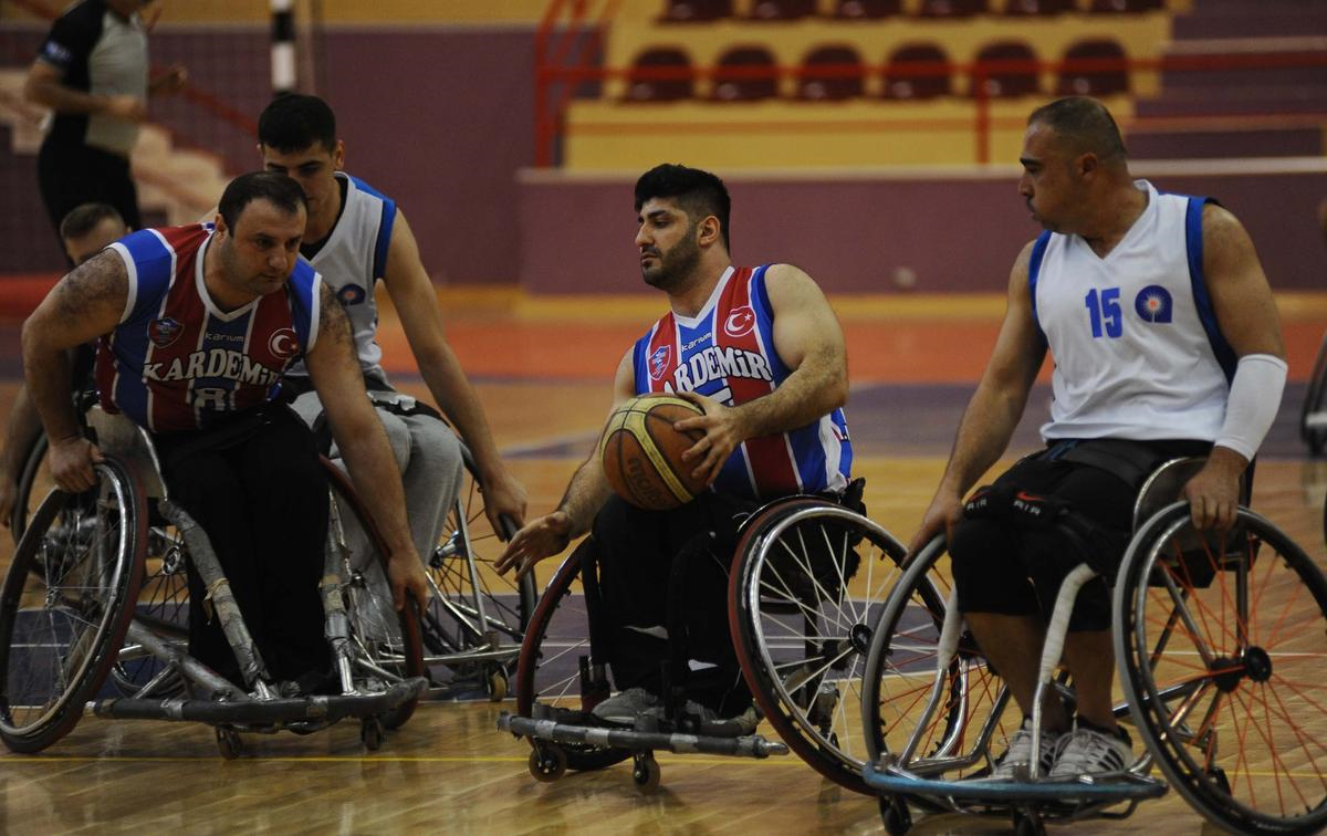 Garanti Tekerlekli Sandalye Basketbol Süper Lig
