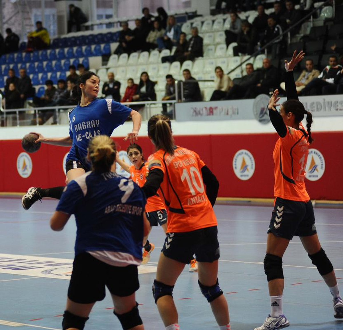 Hentbol: Bayanlar Süper Lig Play-off