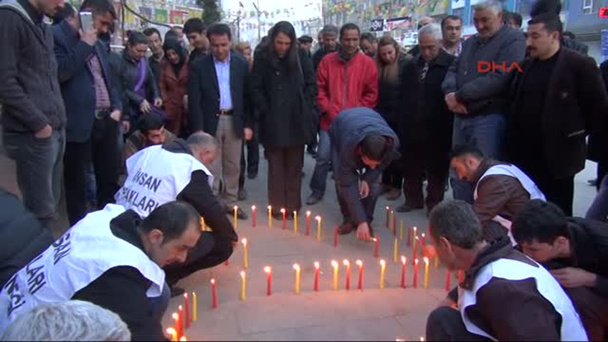 İhd, Cezaevlerindeki Hasta Tutuklular İçin Mumlu Eylem Yaptı