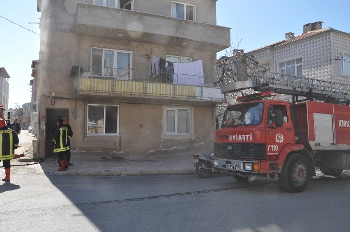 Kırklareli\'de Ev Yangını