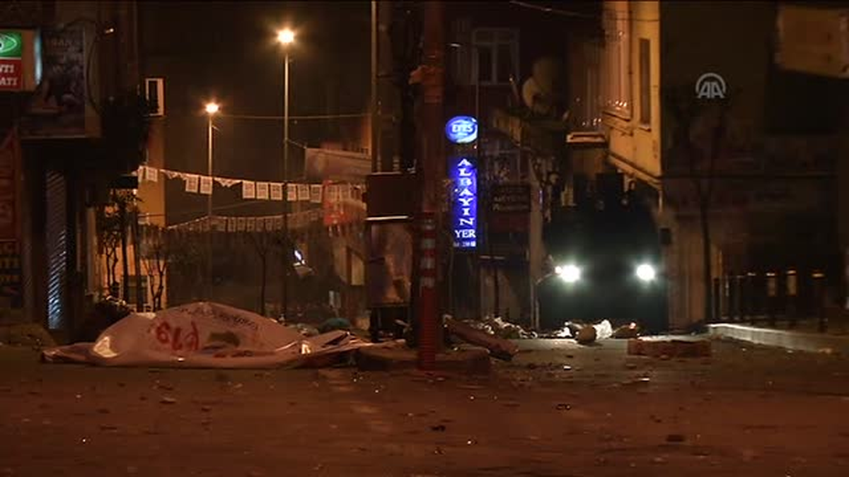 Okmeydanı\'nda Göstericilere Biber Gazlı Müdahale