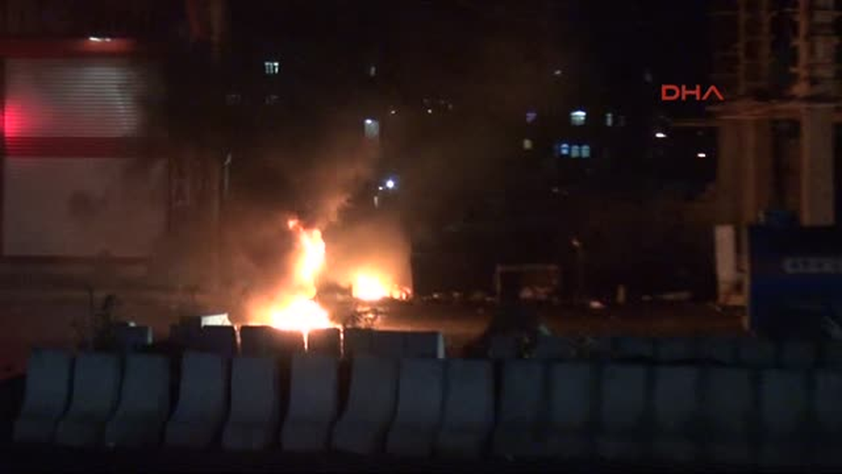 Polis\'ten, Rahatsız Etmemek İçin Gaz Yerine Sadece Su Kullanıyoruz Anonsu