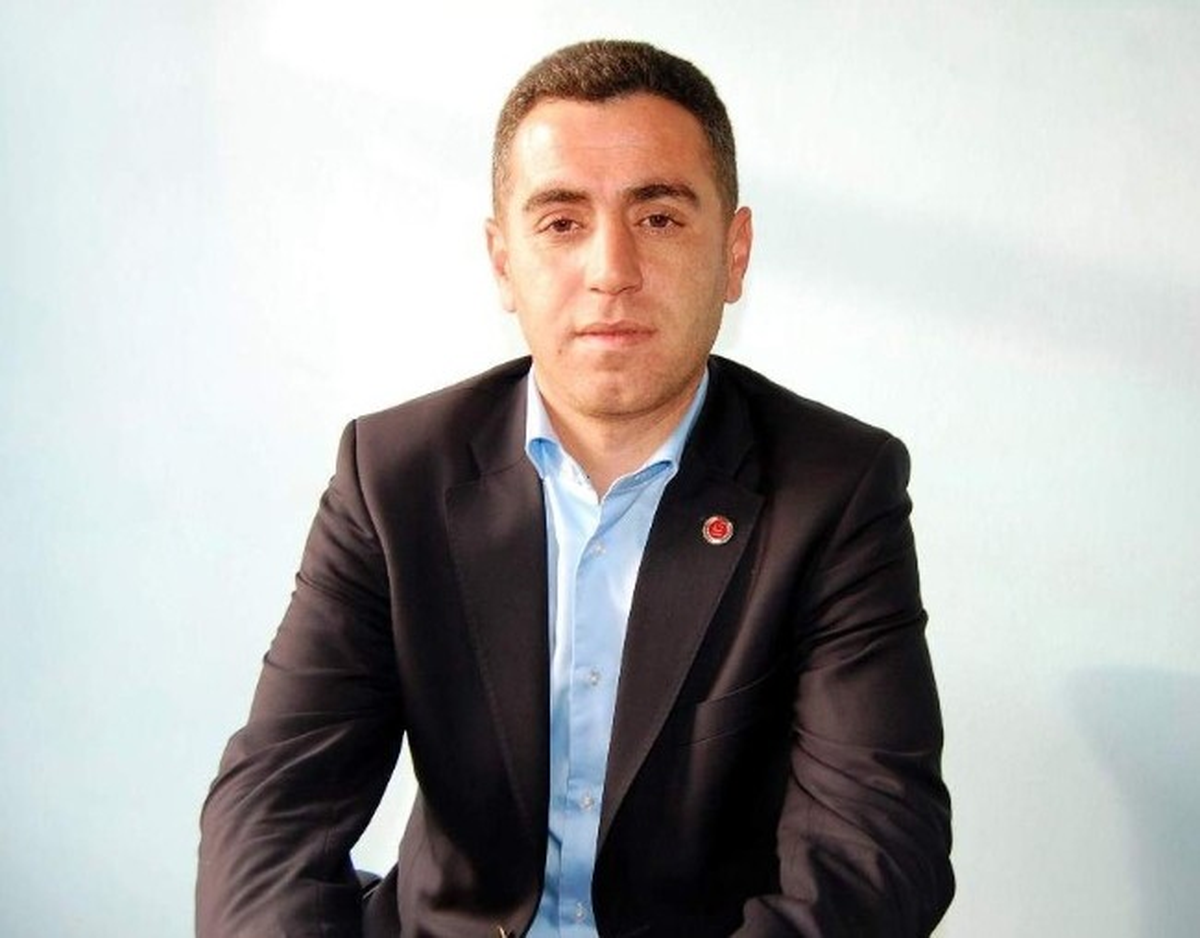 Sp Adıyaman Belediye Başkan Adayından Bilboard Afişlerine Tepki