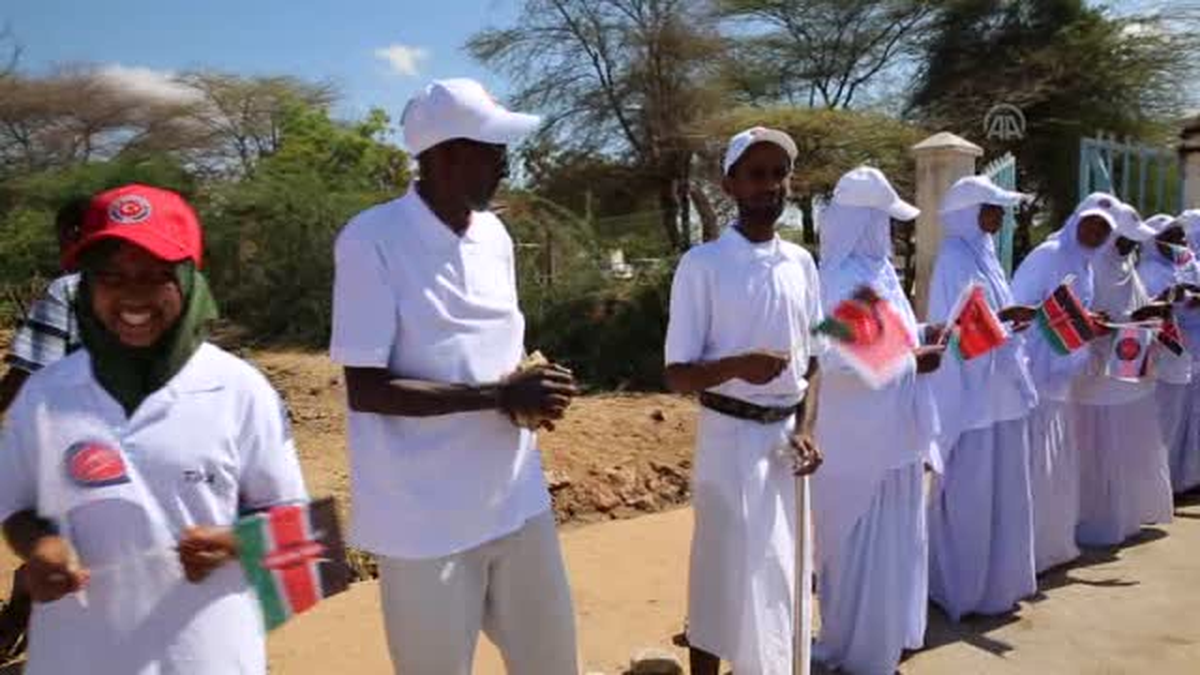 Türkiye\'den Kenya\'ya sağlık yardımı