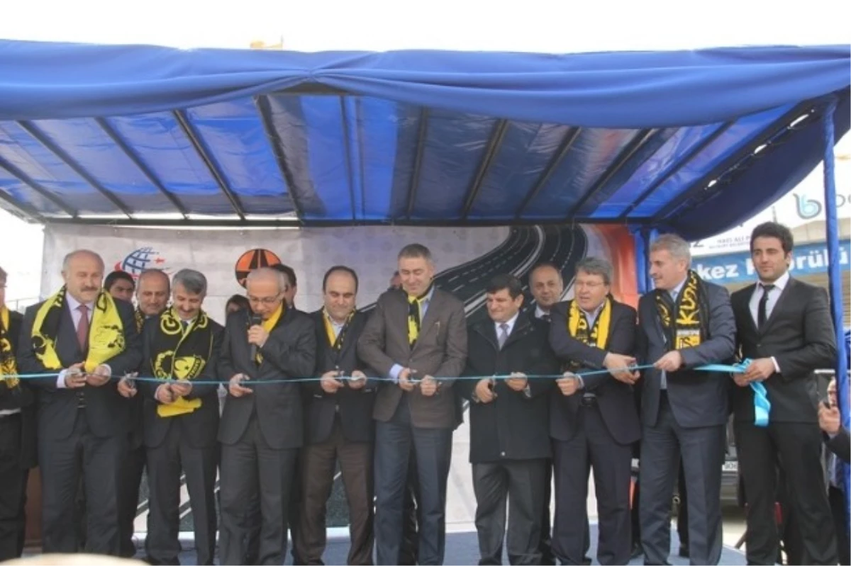 Ulaştırma Bakanı Elvan, Bayburt\'ta Köprülü Kavşak Açılış Törenine Katıldı
