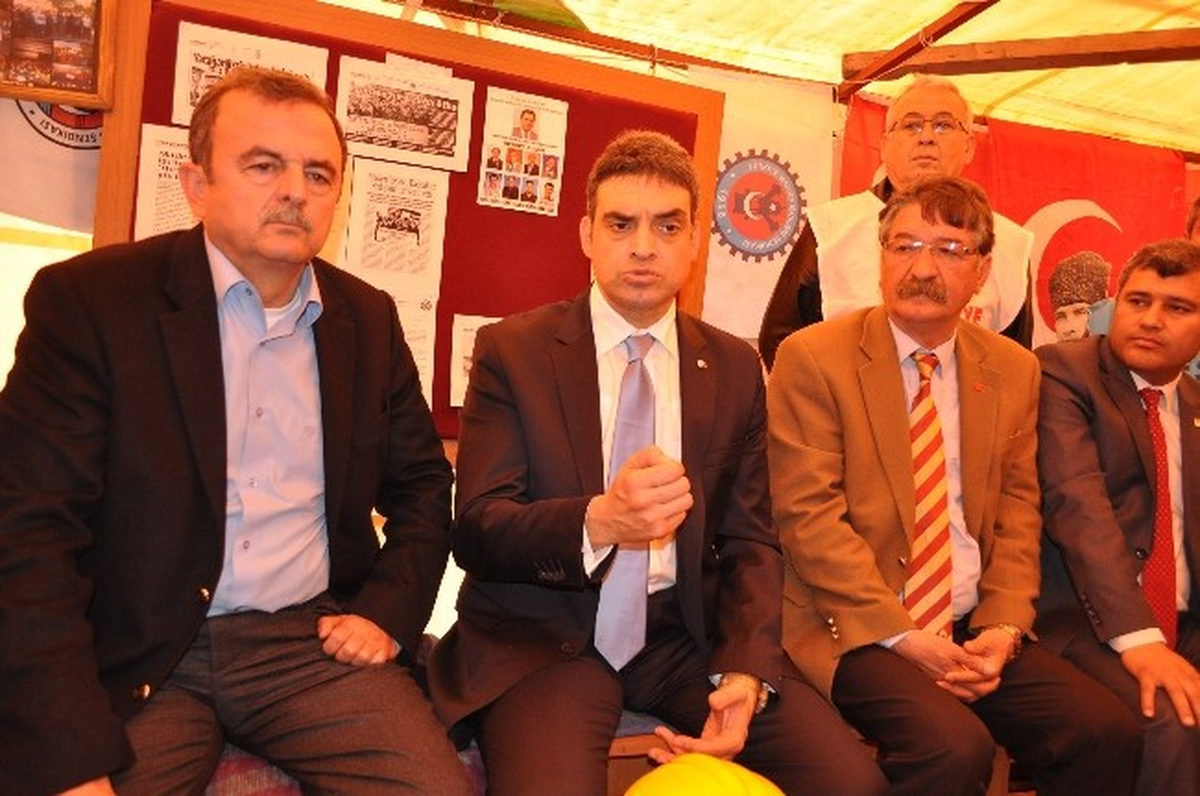 Umut Oran\'dan Direniş Çadırına Destek Ziyareti