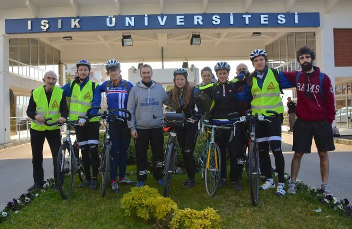 12 Bin 500 km\'lik Yolculukta İlk Durak Işık Üniversitesi Oldu