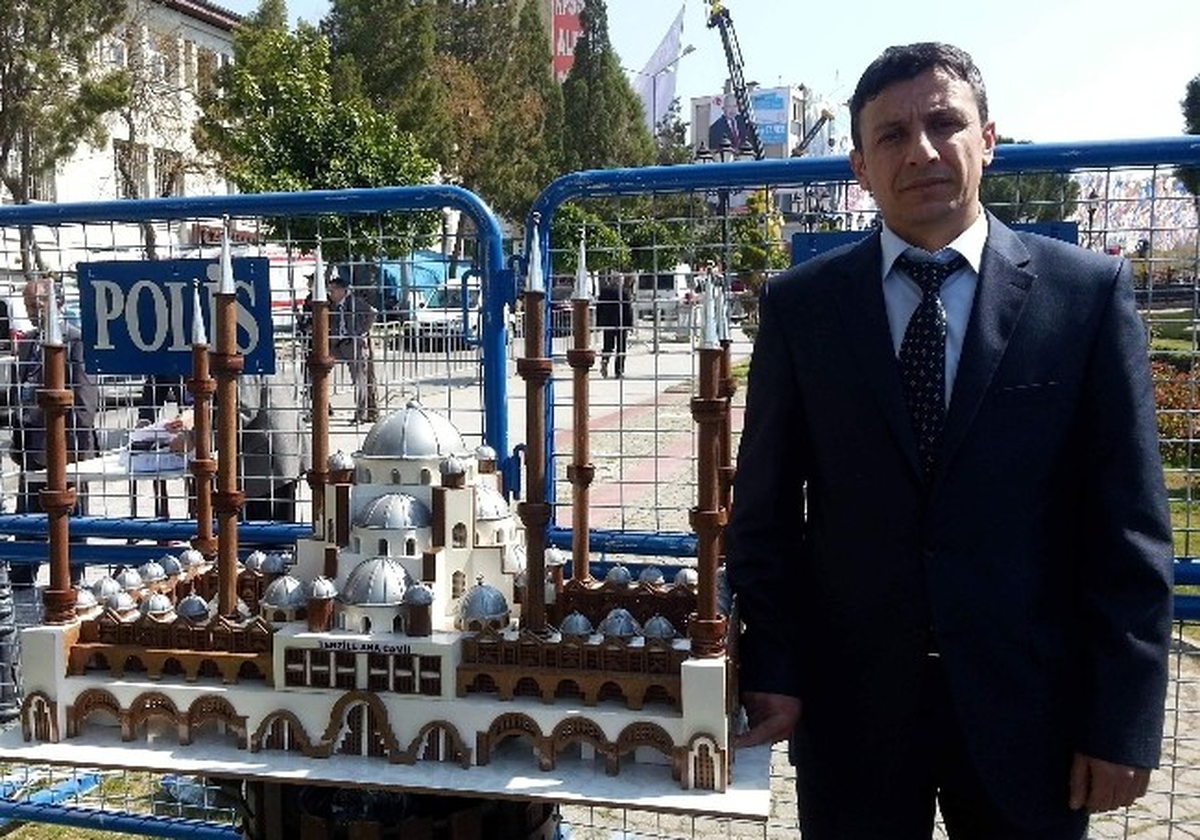 4 Ayda Yaptığı Cami Maketini Başbakan\'a Hediye Edecek