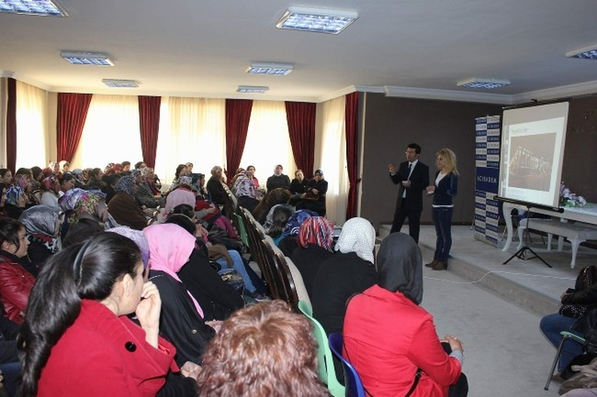 Aile Yaşam Merkezi Eğitimleri Artarak Devam Ediyor