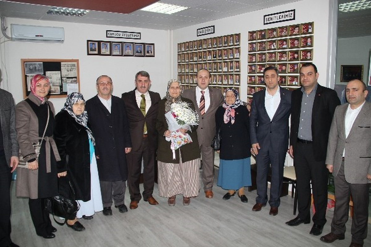AK Parti\'den Şehit ve Gazi Derneklerine Ziyaret