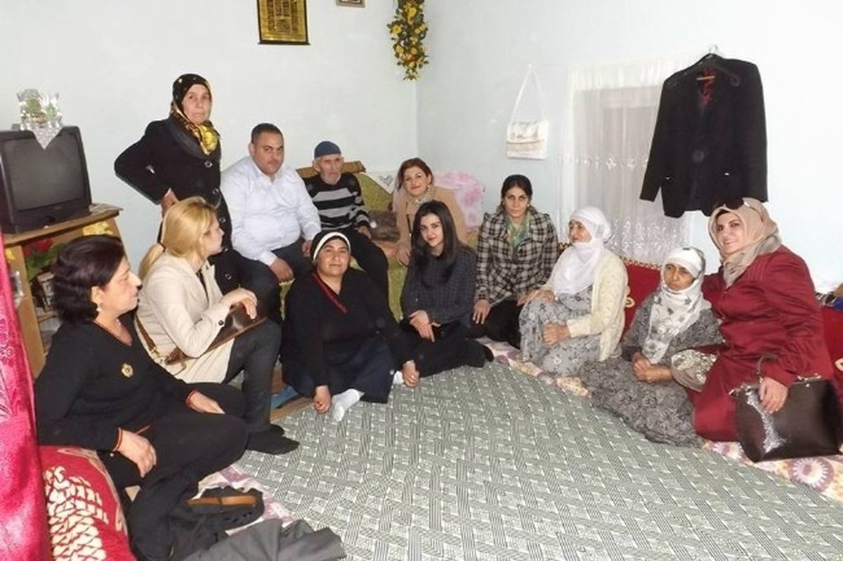 Ak Partili Kadınlar Tsd ile Ortaklaşa Engellilere Tekerlekli Sandalye Hediye Etti