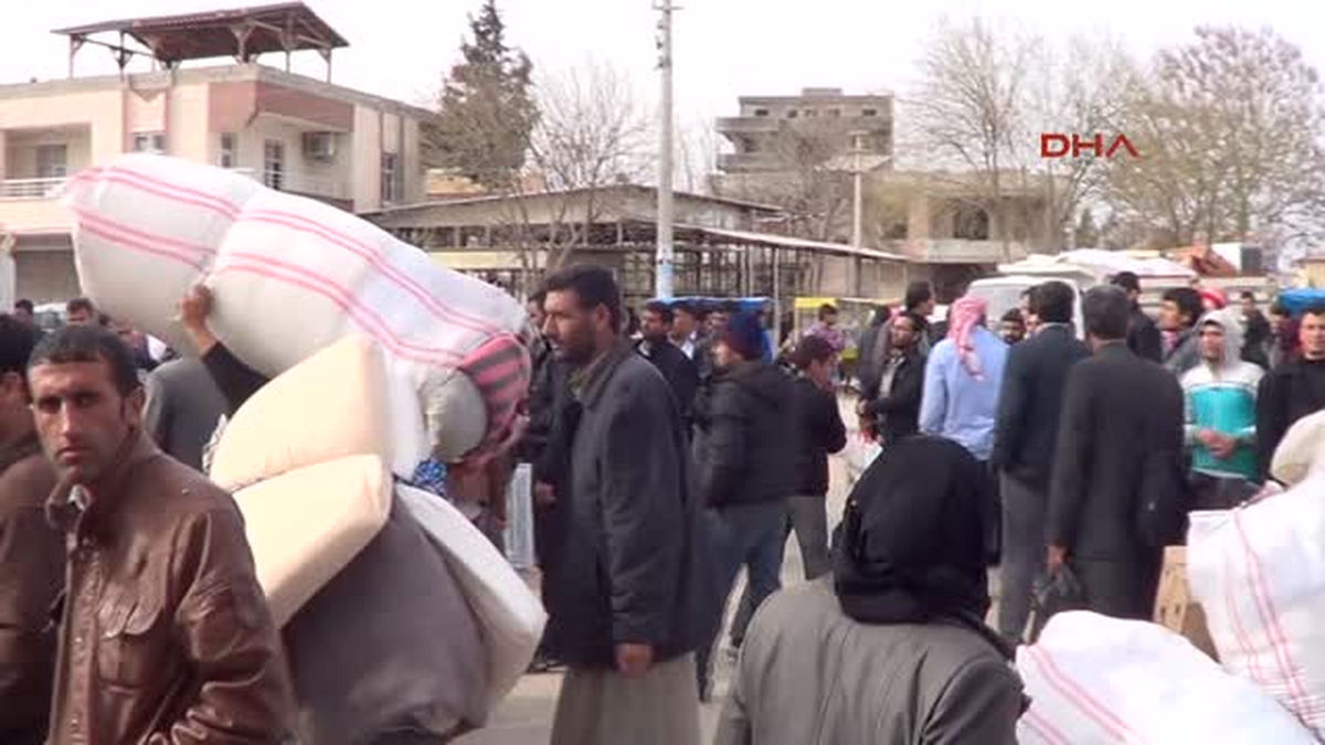 Akçakale\'deki Suriyeliler, Ülkelerine Döndü