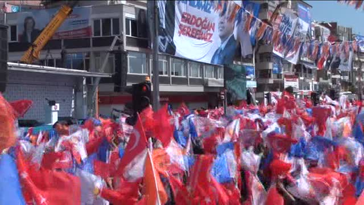 Arınç: Sanıyorlar ki, Diz Çöktürecekler