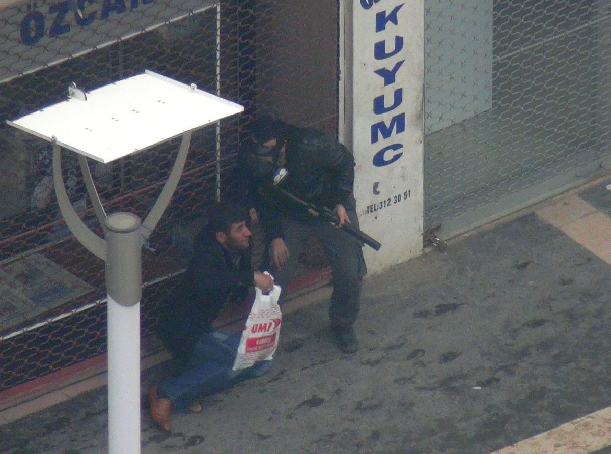Kızıltepe\'de Nevruz Kutlamasından Sonra Olaylar Çıktı
