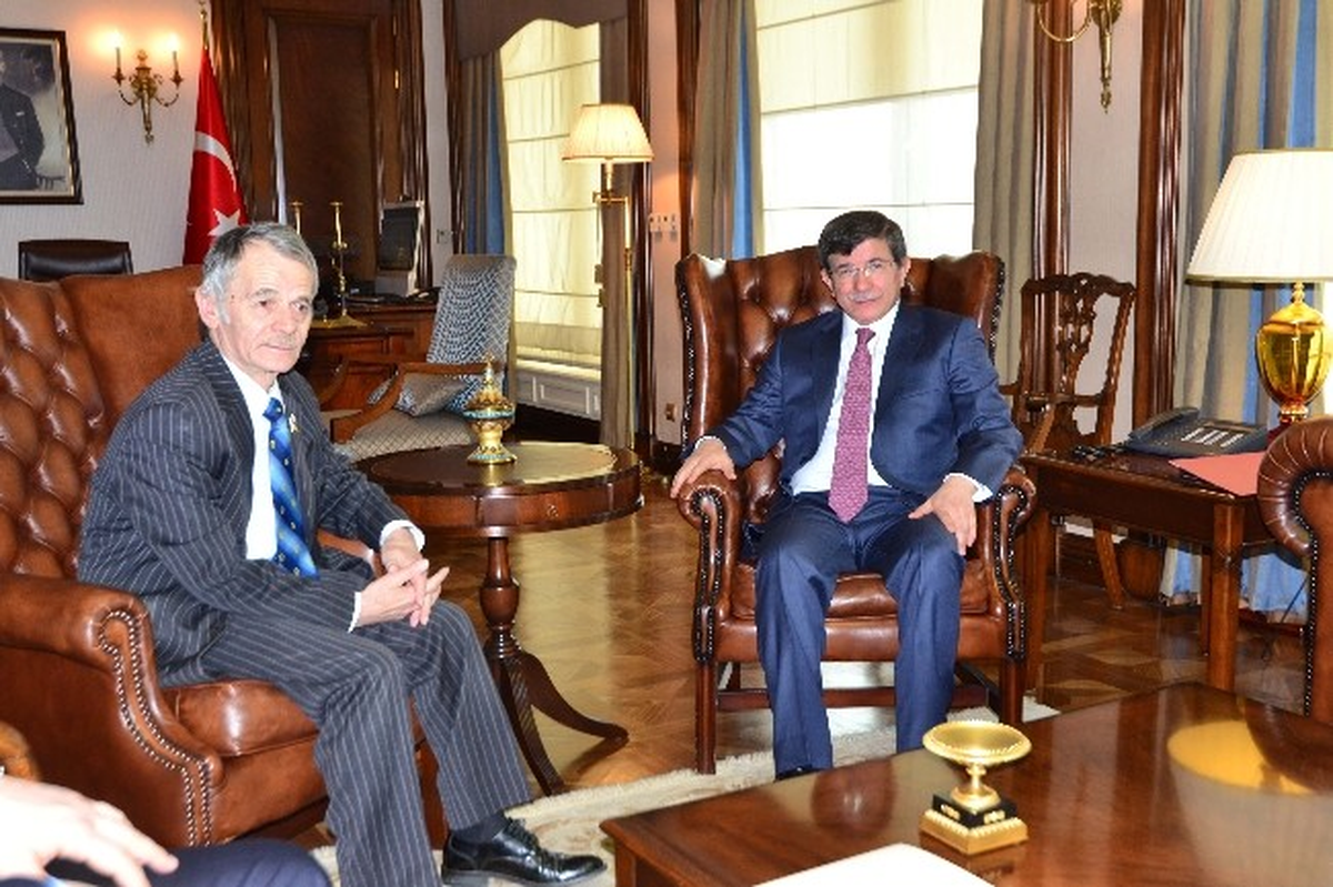 Bakan Davutoğlu, Ukrayna Meclisi Milletvekili Kırımoğlu\'nu Kabul Etti