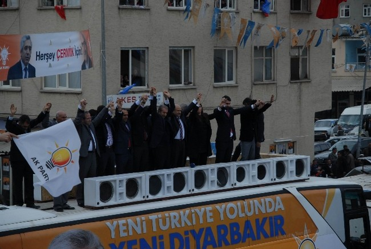 Bakan Işık ve Eker, Çermik Mitingine Katıldı
