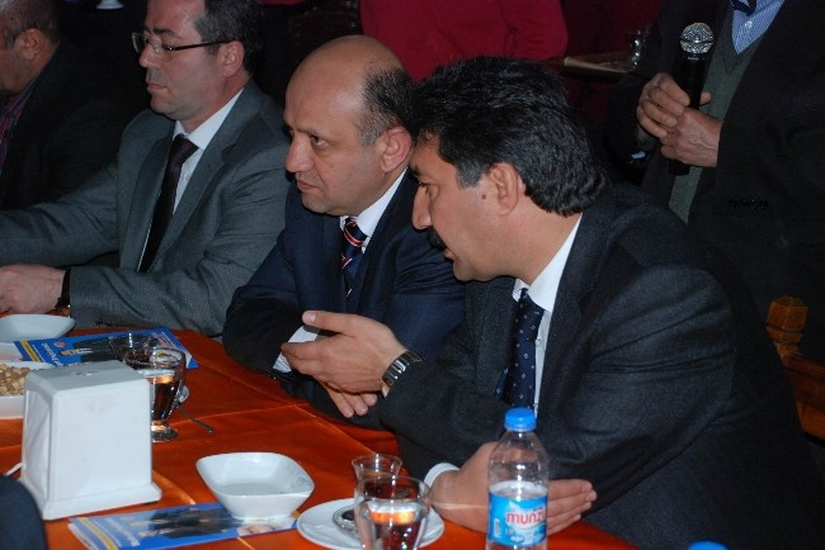 Bakan Işık ve Eker Diyarbakır\'da