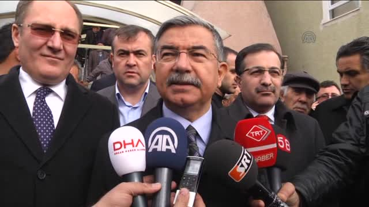 Bakan Yılmaz - Suriye\'de iç savaşın 4. yılına girildi -