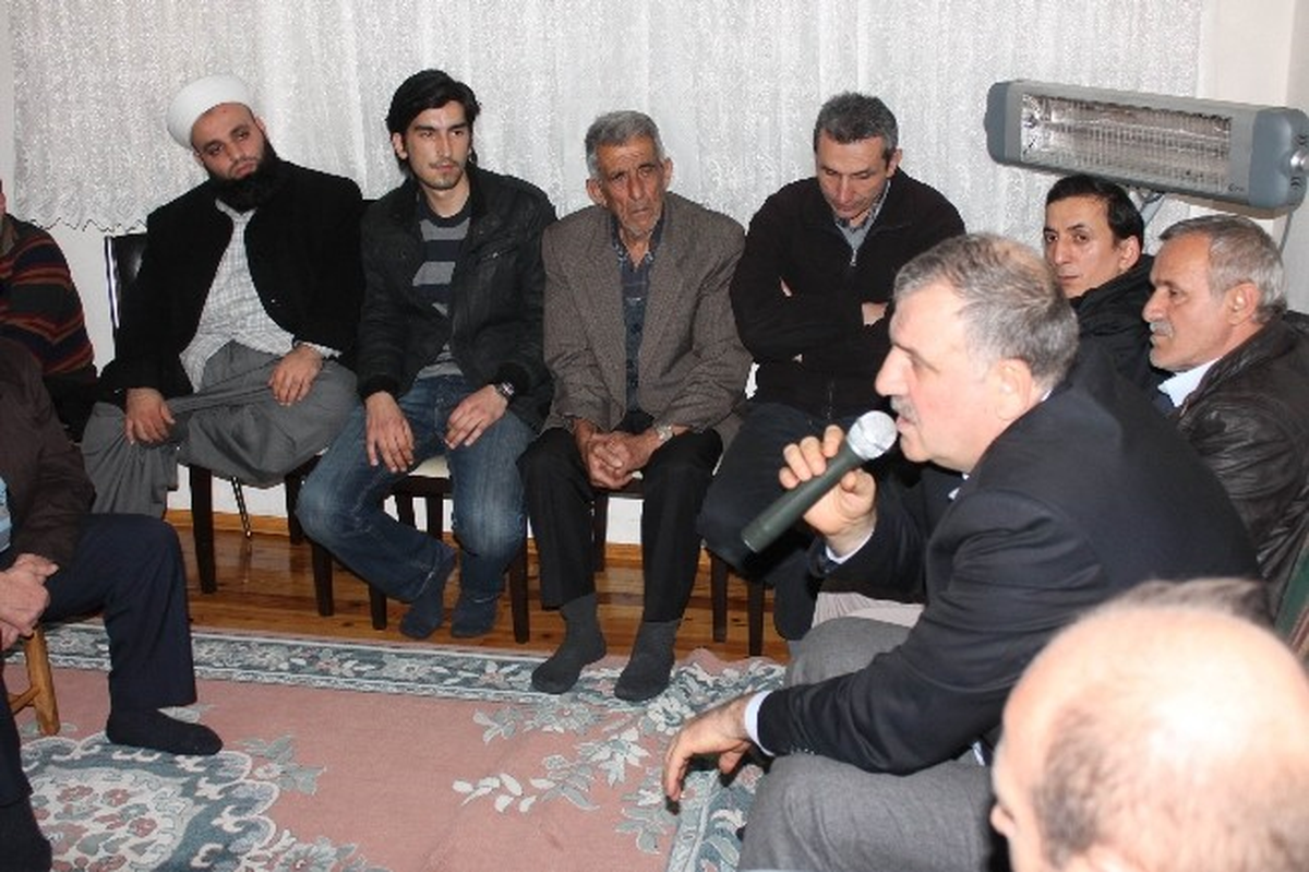 Bektaş, Çınartepe Mahallesi\'nde Sert Konuştu