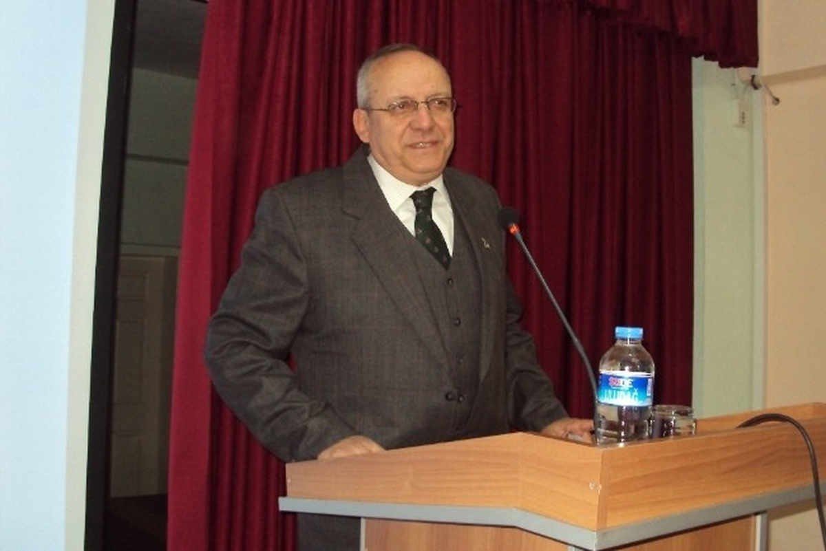 Burhaniye\'de Zeytinci Yahya Ağacık, Liselilere Seslendi