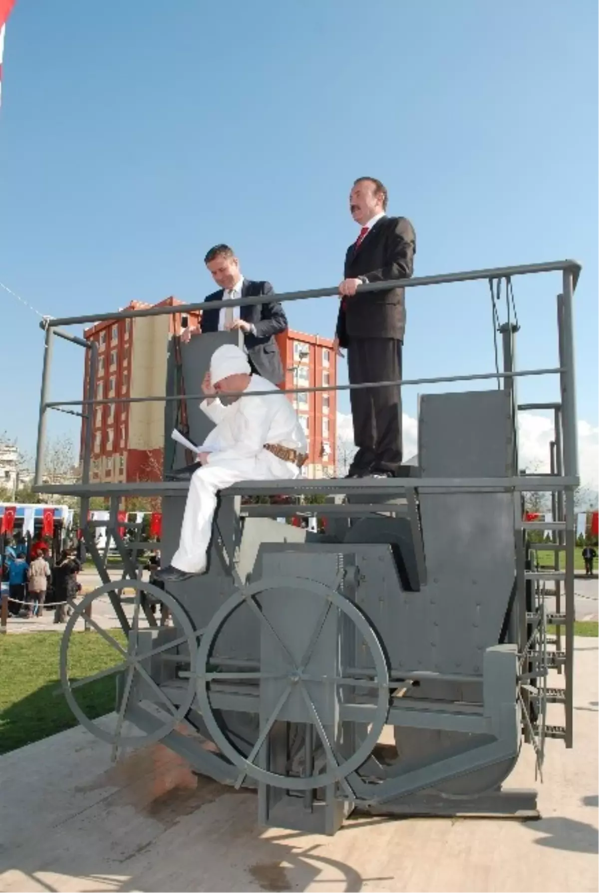 Çanakkale Şehitleri Kınalı Asker\'de Anıldı