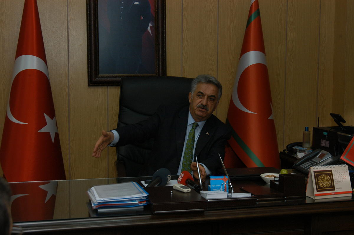 Gümrük ve Ticaret Bakanı Yazıcı Trabzon\'da Açıklaması