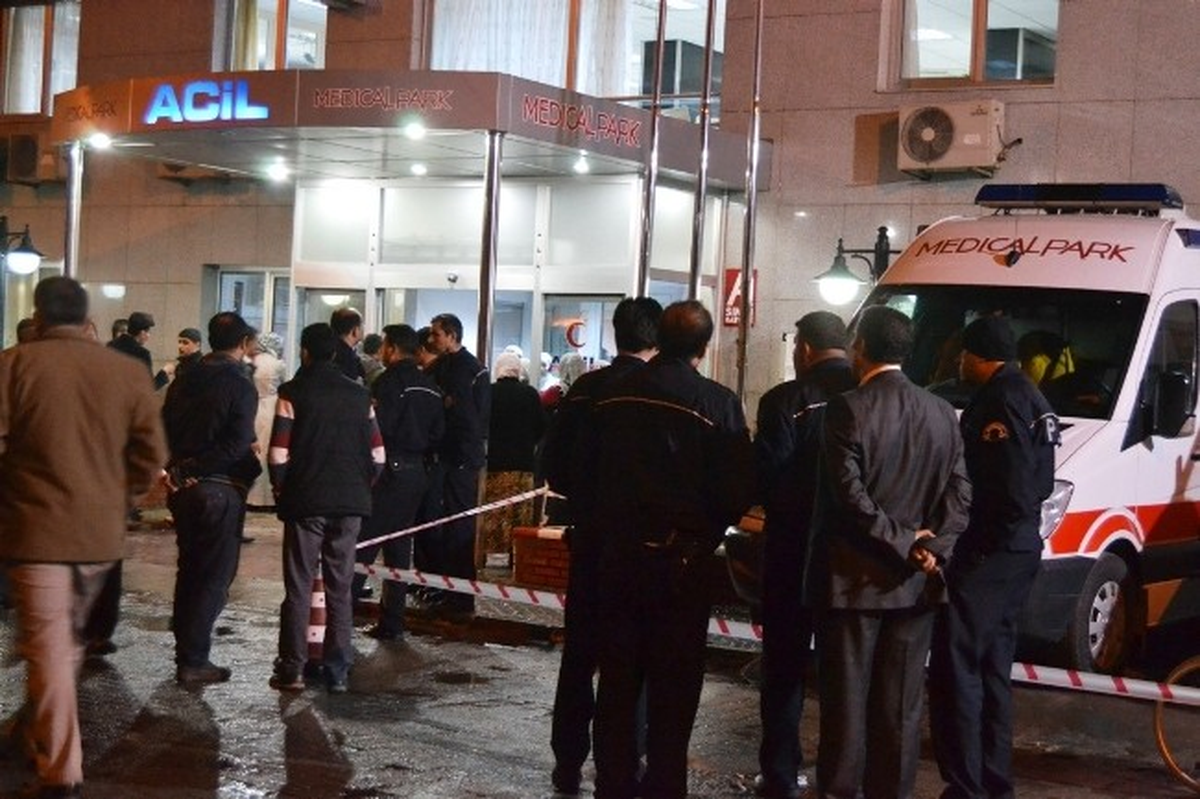 Hastanenin 5. Katından Atlarak İntihar Etti
