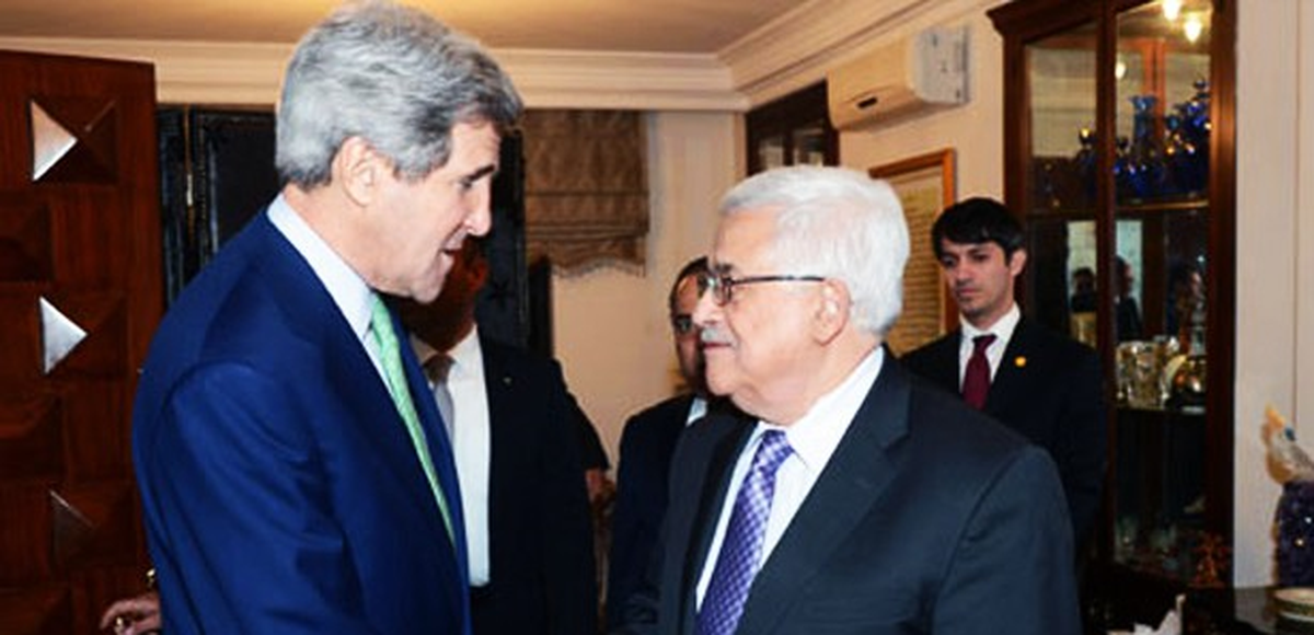 Kerry Filistin Devlet Başkanı Abbas ile Görüştü