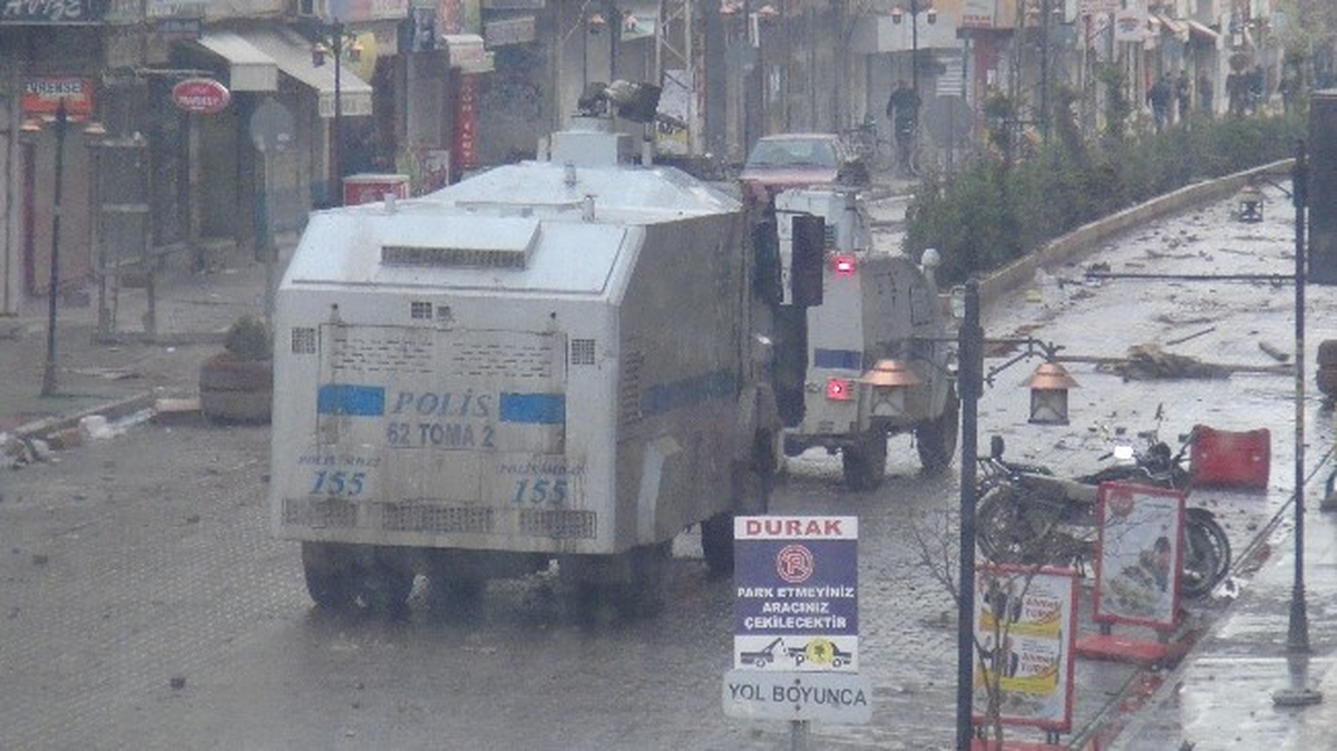Kızıltepe\'de Nevruz Kutlamalarının Ardından Olaylar Çıktı