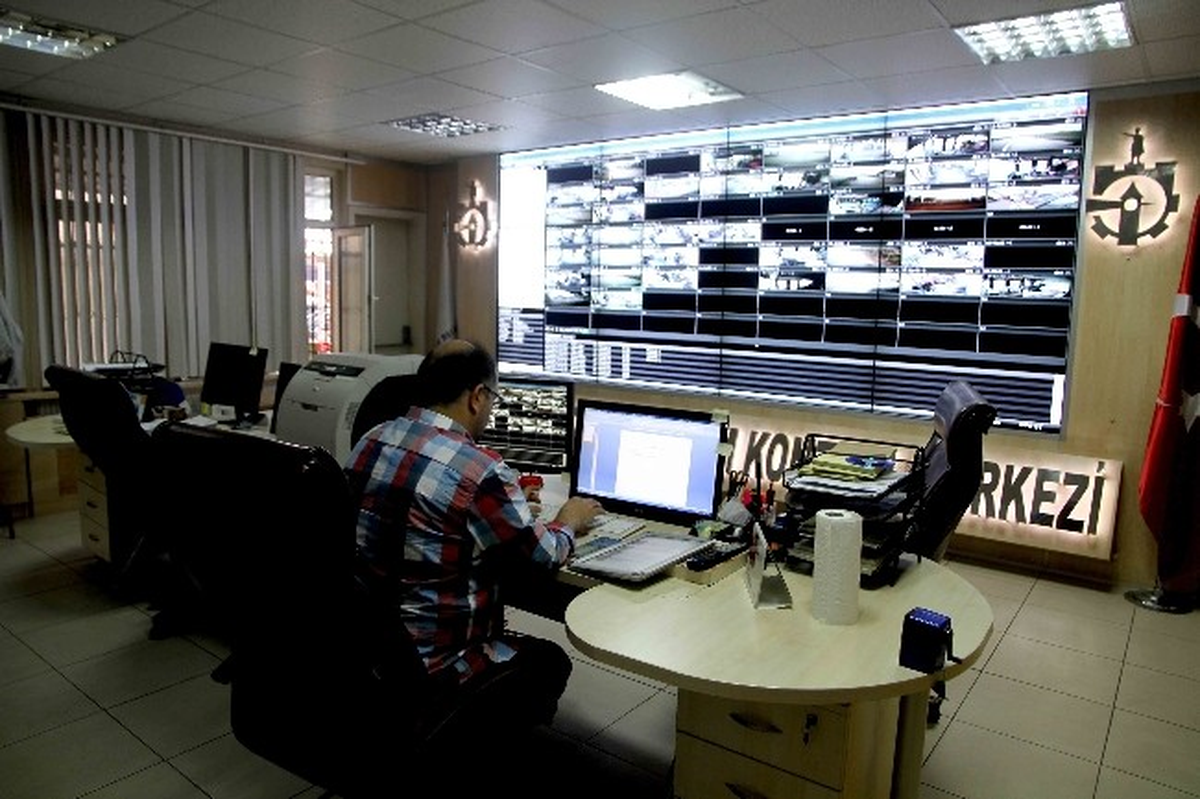 Kocaeli\'de Ulaşım Tek Merkezden Kontrol Ediliyor