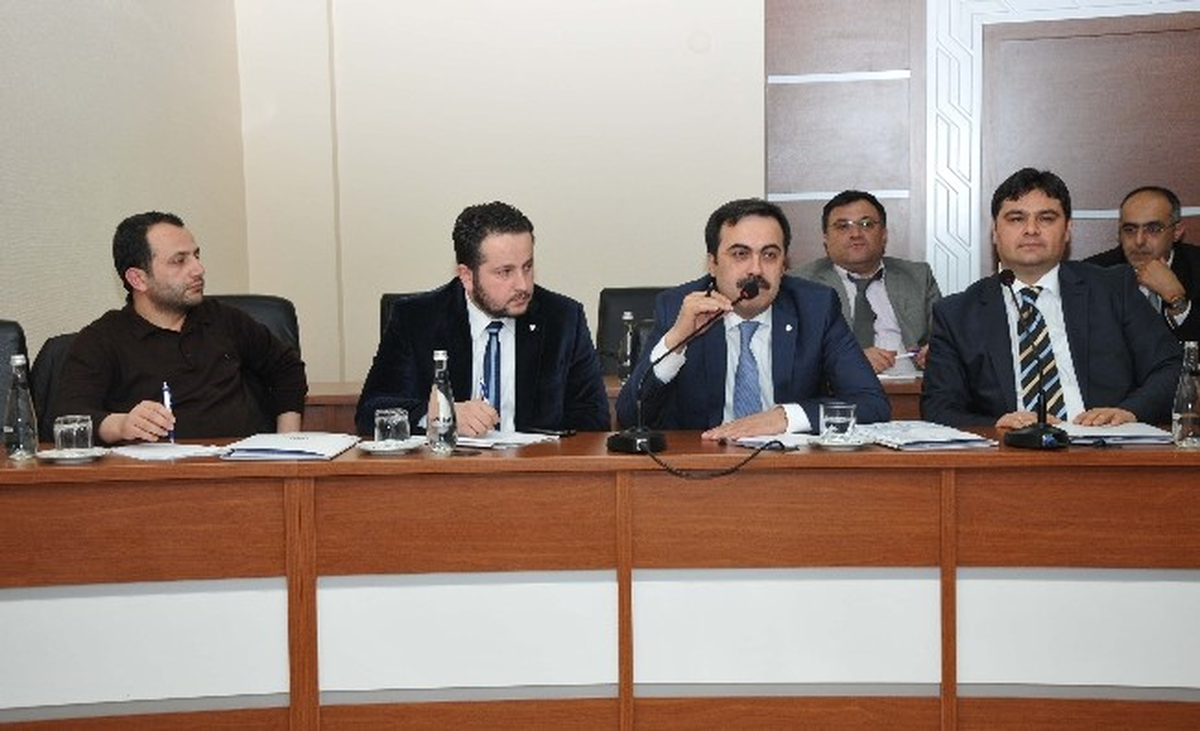 Kto\'da Meslek Komiteleri İstişare Toplantıları Sürüyor
