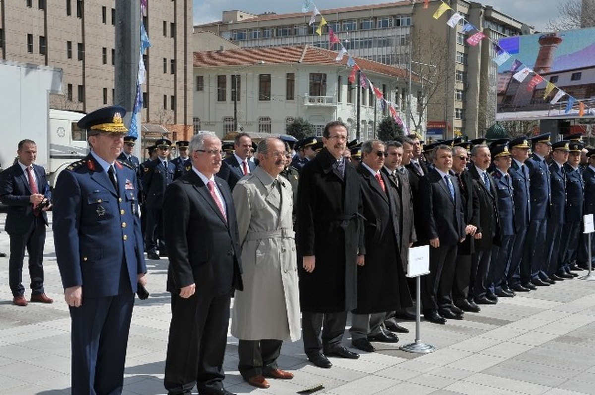 Kutsal Emanetler Eskişehir\'den Ankara\'ya Doğru Yola Çıktı